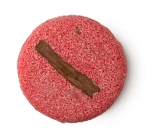 What are the best Lush products in Singapore? Why is lush so popular? Lush sells excellent products for your toiletries and bath tub time